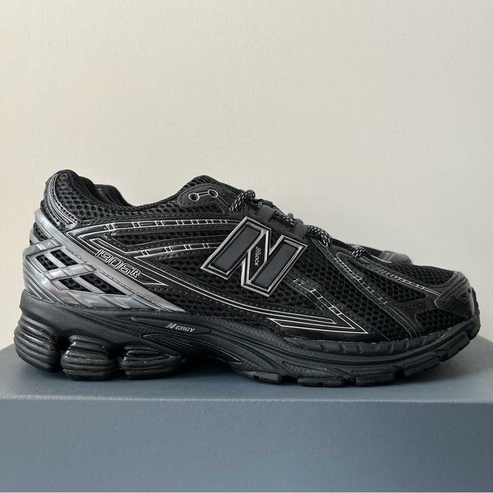 New Balance 1906R 'Black Silver' | U1906ROS Size 8 Men/9.5 Women